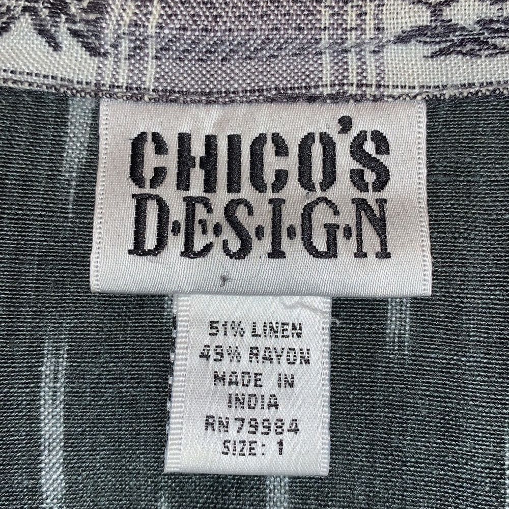 Chico’s Top - Picture 3 of 3